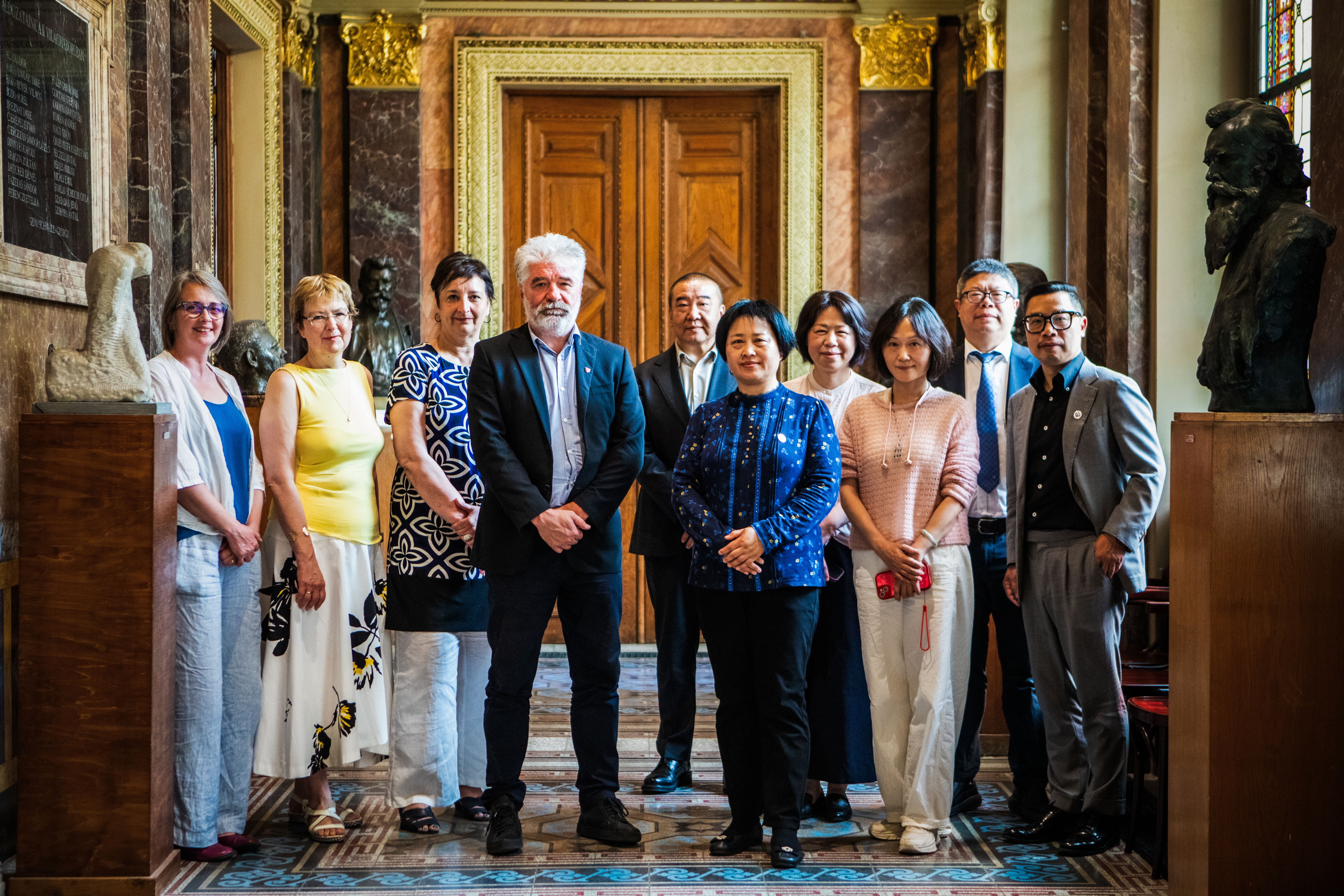 Nemzetközi kapcsolatépítés: partnerség a Hubei Institute of Fine Arts egyetemmel