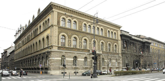 A November 25. Bizottsági tagságra történő jelölések határideje: január 28. 16:30